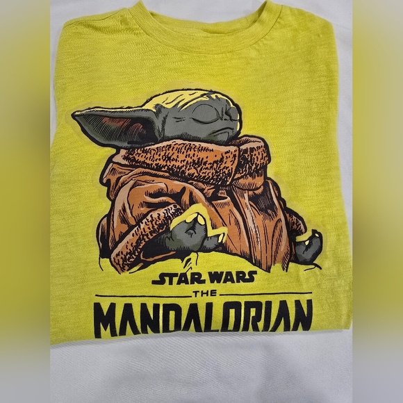 GAP KIDS STARWARS LONGSLEEVE MANDALORIAN SIZE XS - Picture 1 of 4
